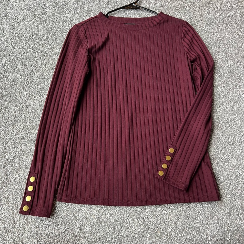 Great condition Worthington blouse!